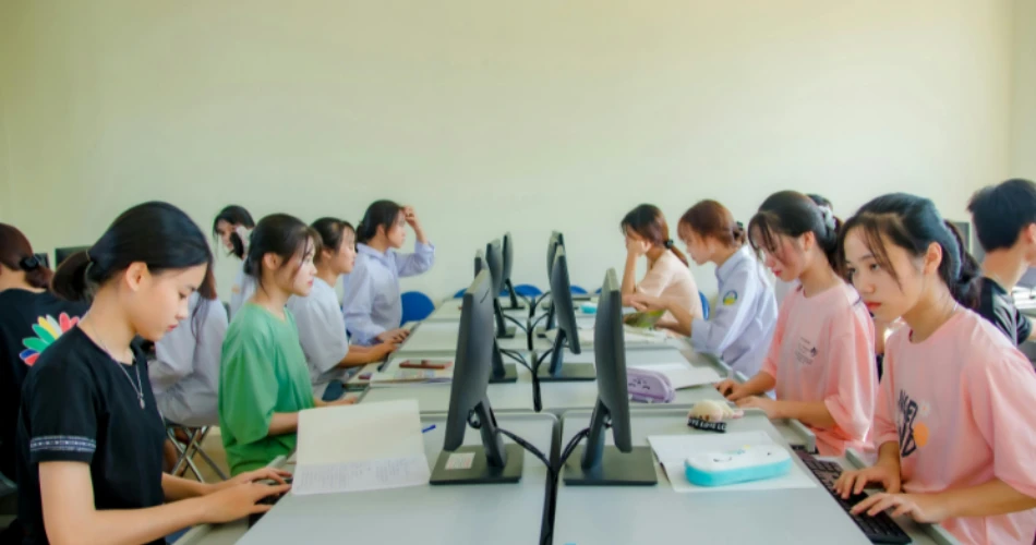 Hoteles cerca de Caltech con carga de vehículos eléctricos – ¡Duerme, recarga y repite!